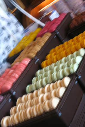 Macarons: Charlotte Moss – C’EST INSPIRÊ™ – A Spectrum of Color