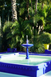 Blue and White: fountain