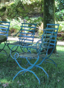 Blue and White: blue metal chairs