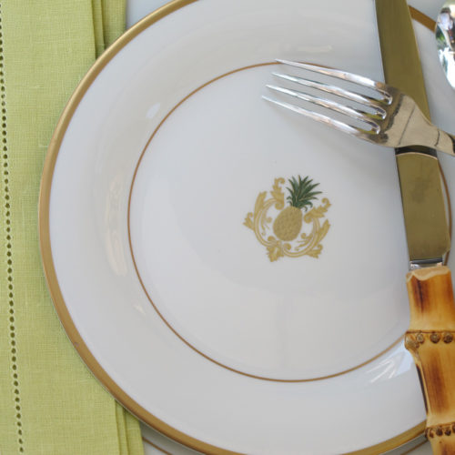 Charlotte Moss: Pineapple collection plate and forkl